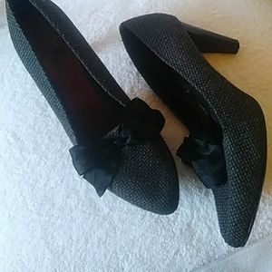 Oui Jew Uue tweed heels w bows-sz 11
